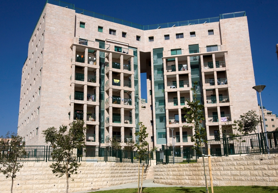 חיפוי אבן שכונת ארנונה